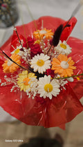 Valentine Daisy Candle Bouquet